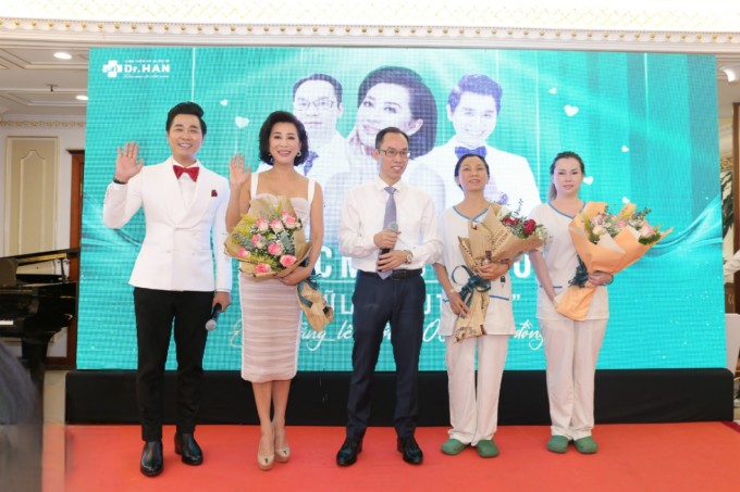 Cách MC Nguyễn Cao Kỳ Duyên chăm sóc da
